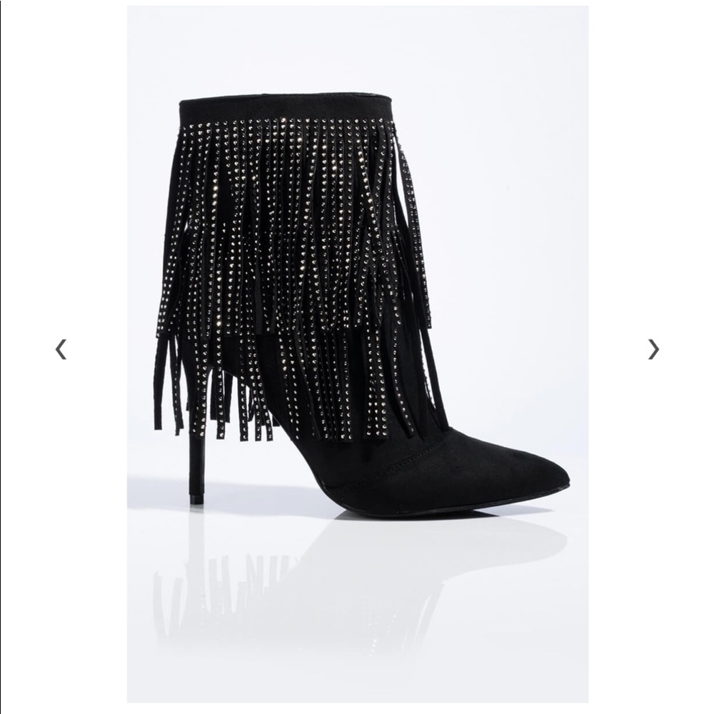 Fringe heeled boots